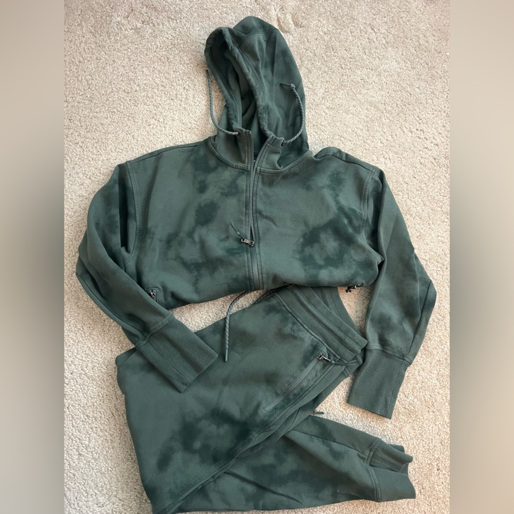 Green Tie-Dye Hoodie and Joggers Set